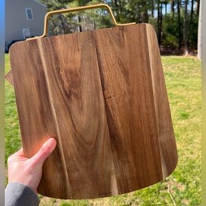 Acacia cutting board